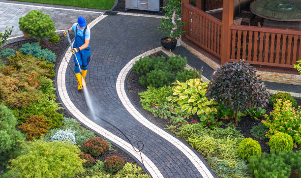 Best Deck Pressure Washing  in Shinnecock Hills, NY