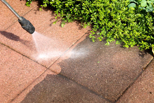 Why Choose Our Certified Pressure Washing Experts for Your Project Needs in Shinnecock Hills, NY?